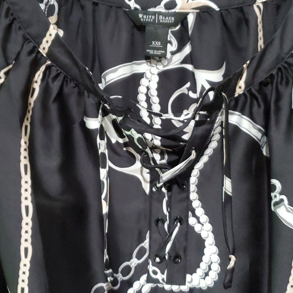 WHBM Blouse - Picture 2 of 9